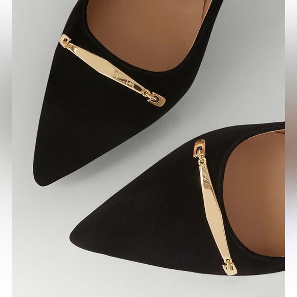 Ann Taylor Black Pointy Toe Suede Heels with Gold Chain Buckle Detail Size 8 - Picture 2 of 11